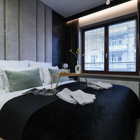 Central Prestige Point Poznań Zewnętrze zdjęcie